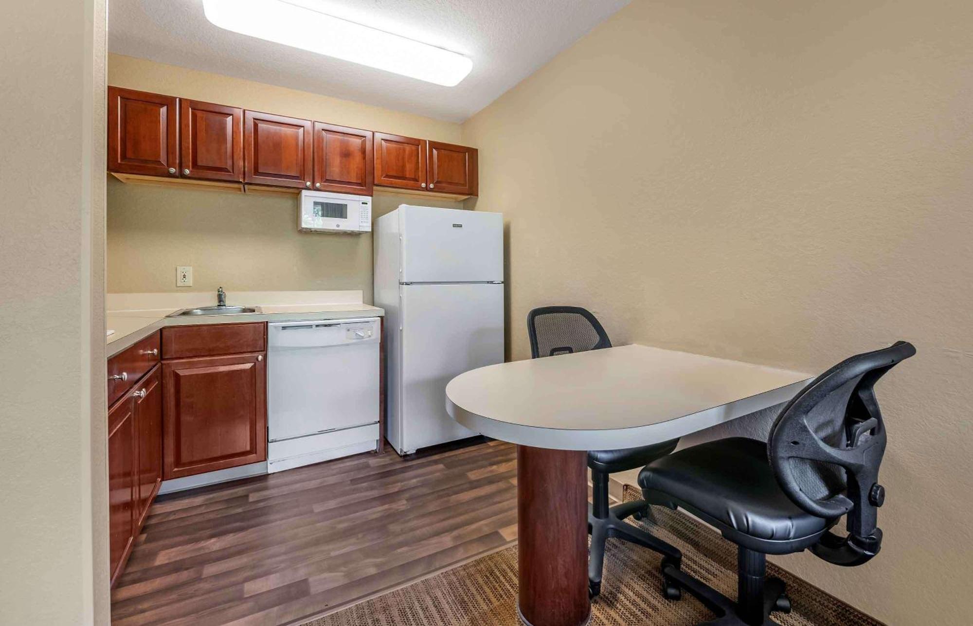 Extended Stay America Select Suites - Austin - Northwest - Research Park Dış mekan fotoğraf